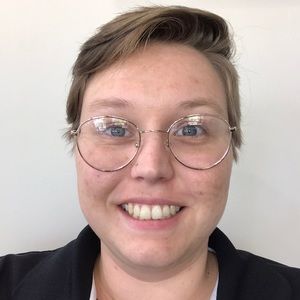 Meet your Posher, Carrie